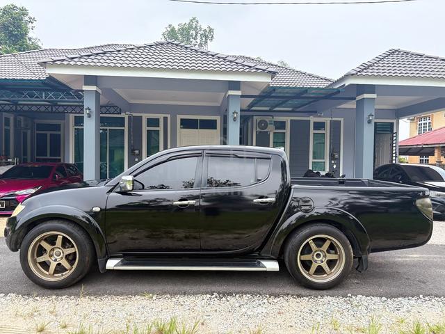 2010 Mitsubishi TRITON 2.5 KB4TGJRXZR FACELIFT (M) - 4