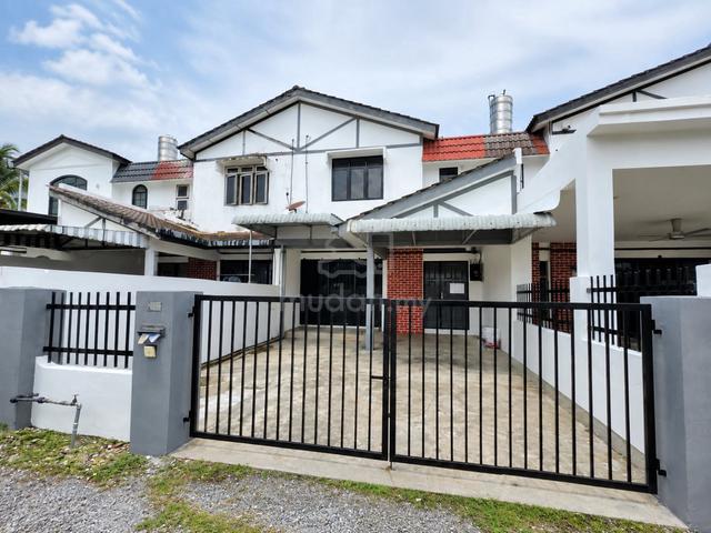 Double Storey Near Town For Sale 1