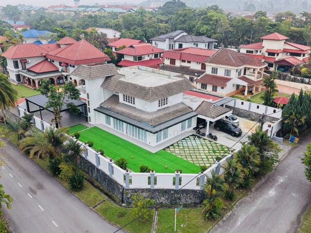 Bungalow Corner Lot Double Storey, Seksyen 6, Shah Alam, Selangor 1
