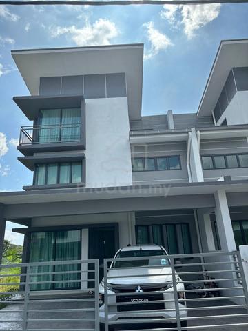 Semi D BARU 5 Bilik !! 3 Tkt !! Bangi !! Nego !! 1