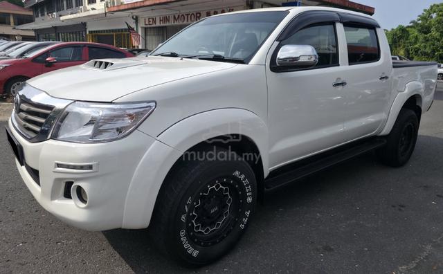 2015 Toyota HILUX D/CAB 2.5 G VNT 4WD (AT) (4X4)🤍 - 1