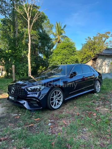 2011 Mercedes Benz E250 CGI BlueEFCY - 1