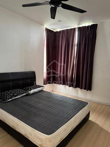 Master room for rent 1
