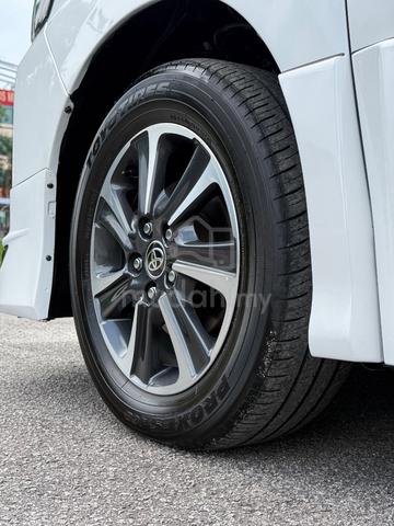 2021 Toyota VOXY 2.0 ZS KIRAMEKI III (A) - 5