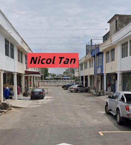 double storey shoplot for rent at Taman Merak ,Simpang Ampat . 1