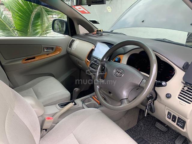 2009 Toyota INNOVA 2.0 G FACELIFT (A) - 4