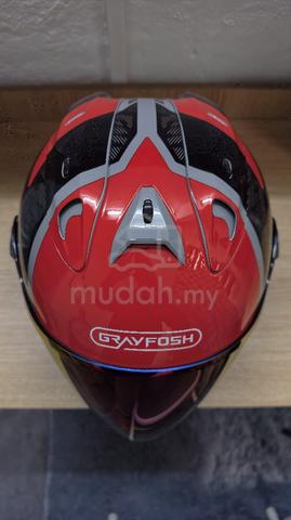 Helmet Grayfosh - photo 5 of 6