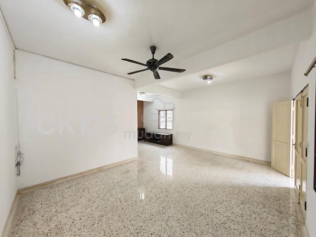 Double Storey House Jalan Kapar Batu 1 1/2 Near Bomba Klang Utara For 1