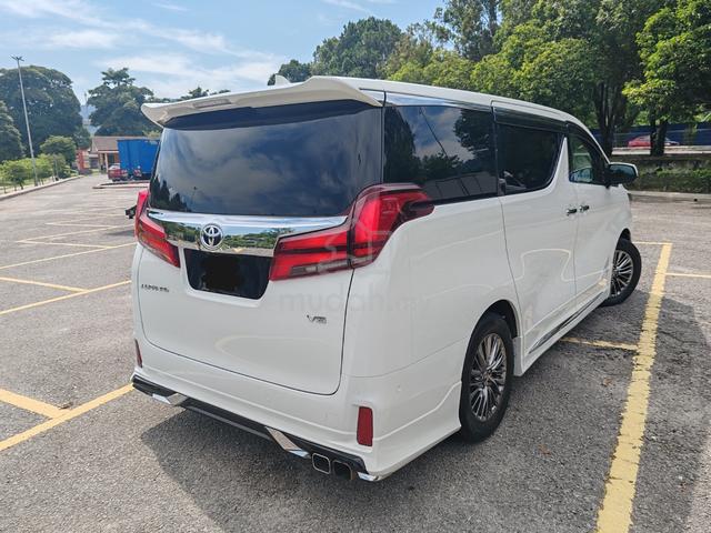 Toyota ALPHARD EXECUTIVE LOUNGE 3.5L GGH30 55K KM - 2