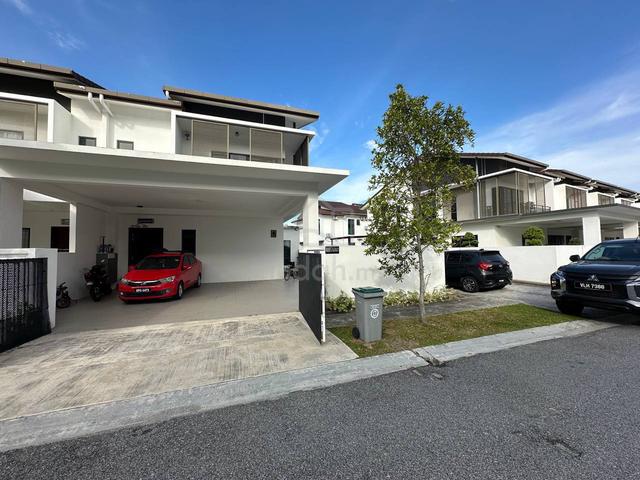 CORNER LOT 2 Storey Hijayu 2 Resort Homes Bdr Sri Sendayan Seremban 1
