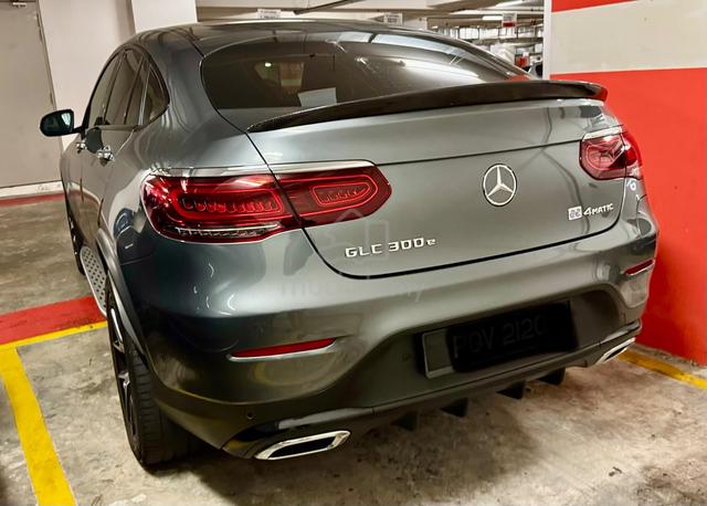 Mercedes Benz GLC 300e Coupe. - 3
