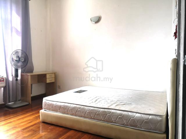 Fully Furnished Kuala Lumpur Bangsar Room For Rent 1