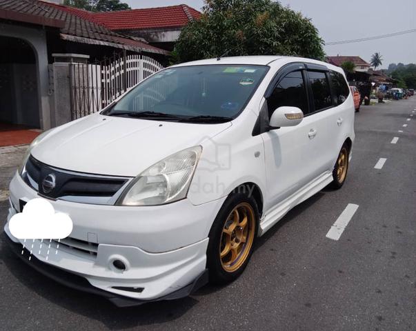 2011 Nissan GRAND LIVINA 1.6 IMPUL (A) - 2