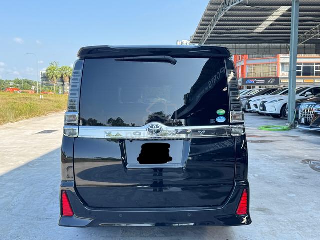 2019/23 Toyota VOXY 2.0 ZS KIRAMEKI II (A) - 4
