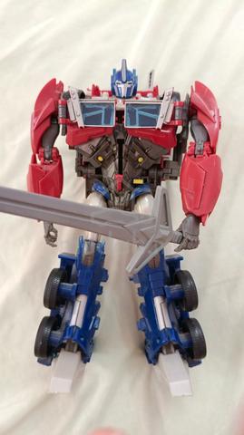 Optimus Prime Transformers Figurine - photo 4 of 4