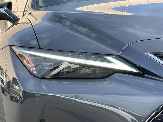 2021 Lexus IS300 2.0 Version L Sunroof 3 LED 5A - 3