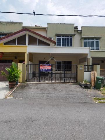 2 Storey house for rent in Fair Park, Ipoh. 1