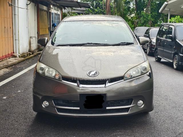 2011 Toyota WISH 1.8 X  (A) - 1