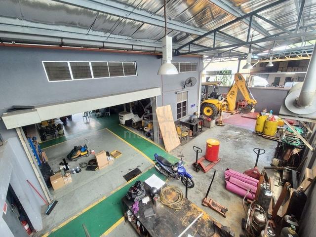 STRATEGIC LOCATION 1½ Storey Semi D Factory Seksyen 9 BB Bangi 70x100 1