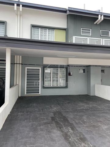 Double Storey Terrace House @ Kita Mekar, Cybersouth 1