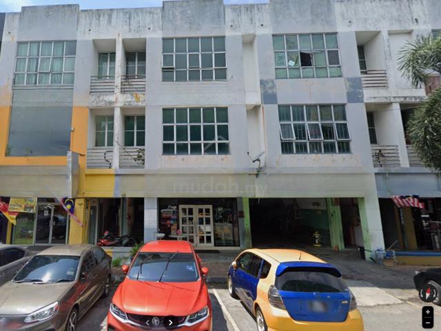 Shop Lot 3 Tingkat , Pusat Perdagangan Banting Business Centre 1