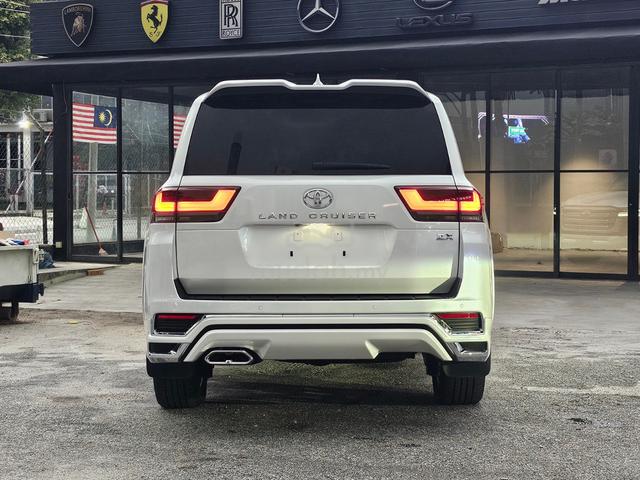 2024 Toyota LANDCRUISER 3.5 ZX (A) LC300 7Seater - 4
