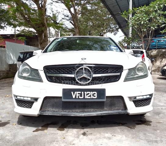 2011 Mercedes Benz C200 CGI 1.8 (A) AMG Sport - 2
