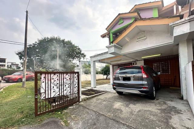 CORNER LOT Double Storey Link Terrace Taman Universiti Bangi 1