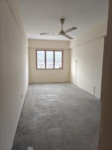 PANGSAPURI MUTIARA GOMBAK 1