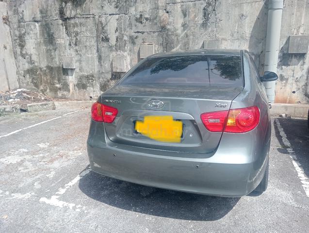 2010 Hyundai AVANTE 2.0 (A) - 1