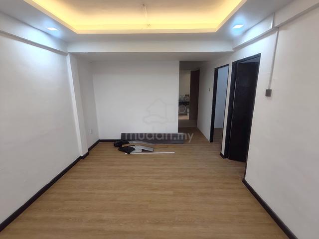 Perjiranan 8 Flat (Taman Air Biru) 1