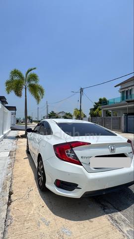2016 Honda CIVIC 1.8 I-VTEC (A) - 2