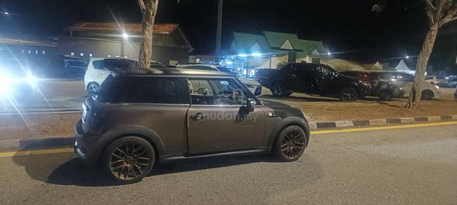 2010 Mini COOPER 1.6 MF32 (A) - 2