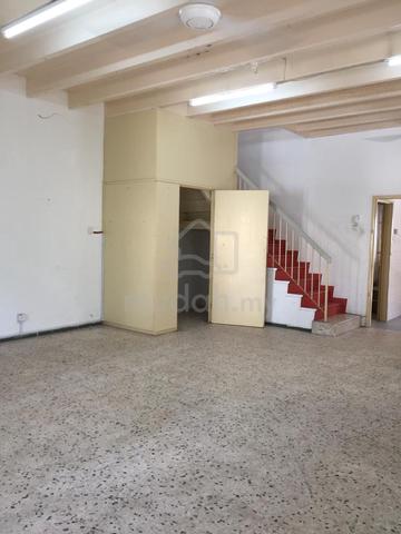 Greenlane Island Park 2-Storey Terrace House Bu-2000sqft 4-Bedrooms 1