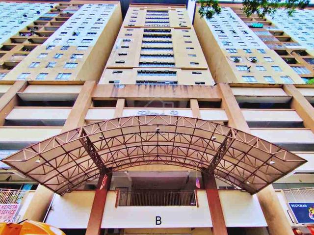 Plaza Metro Prima 1