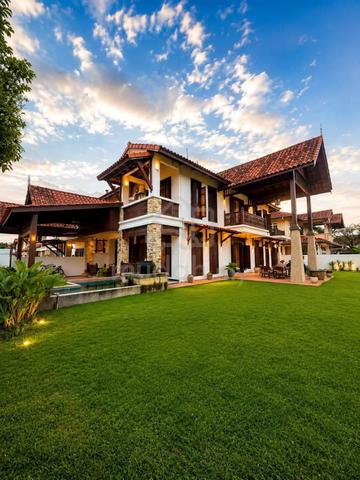 SPACIOUS LAND & RENOVATED - SemiD Perjiranan 10, Bandar Dato Onn 1