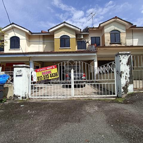 Double storey terrace house 1
