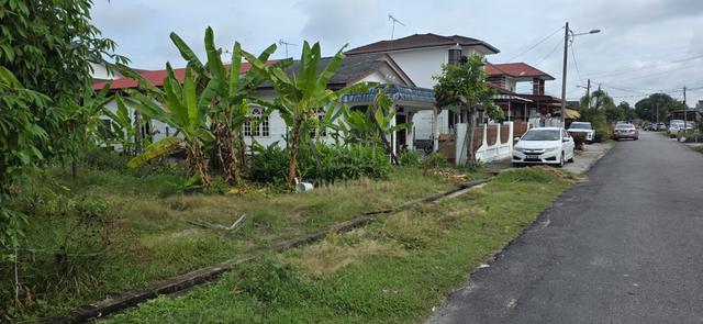 Tanah Lot MANJUNG Pekan Air Tawar Perak 1