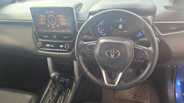 2022 Toyota COROLLA CROSS 1.8 HYBRID + SIX YR WARR - 4