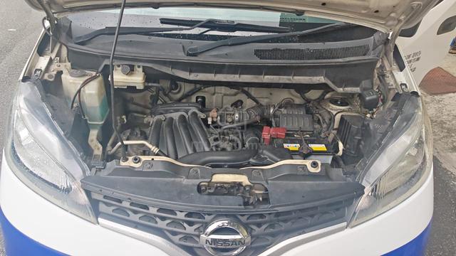 Nissan NV200 - photo 5 of 6