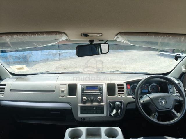 2022 Foton View 2.8 (M) Window van Diesel 14 seat - 4