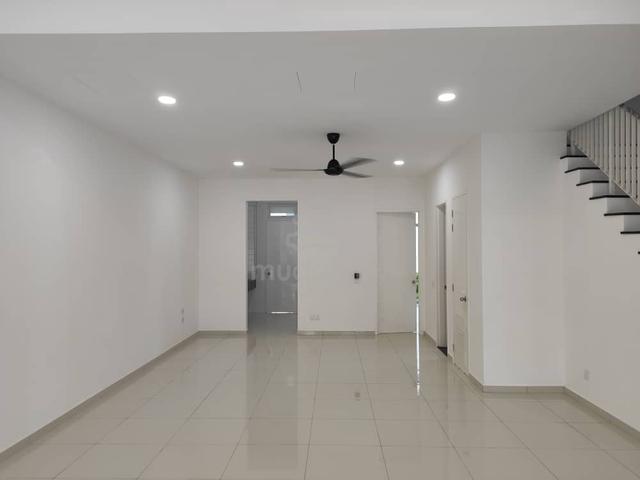 2 Storey House Merrydale Eco Majestic Semenyih 22'x75' 4 Room 4 Bath 1