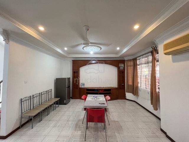 Landed House | Taman Kingfisher | For Rent