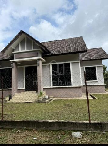 Rumah Banglo Comey Lokasi📍 kg Saring Pasir Puteh 1