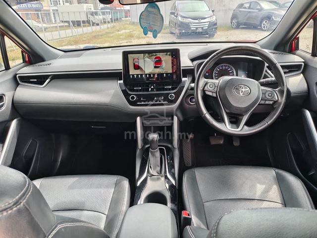 2022 Toyota Corolla Cross 1.8 V F/Service Like New - 3