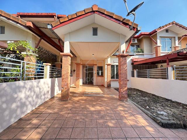 MURAH ‼️ 2 Storey Kenanga Residences Taman Bukit Subang U16 Shah Alam 1