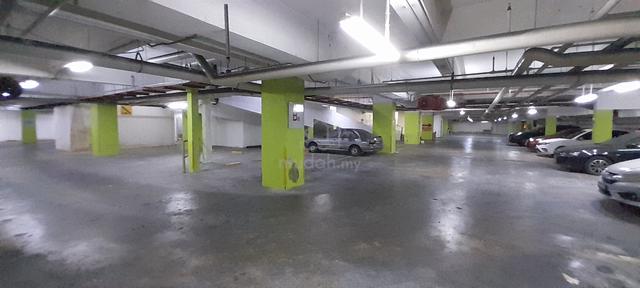 Car park building near Inti Subang Jaya for sale 5