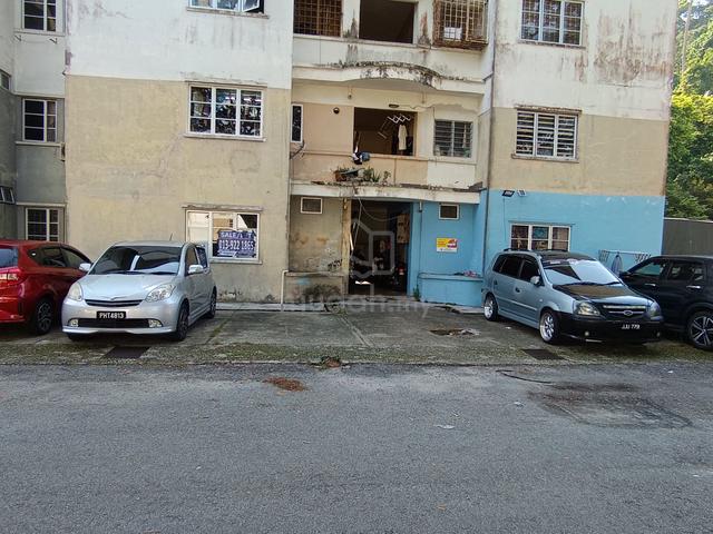Pusat Perdagangan Semambu 1