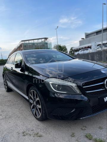 2013 Mercedes Benz CLA180 1.6 AMG SE (A) - 1