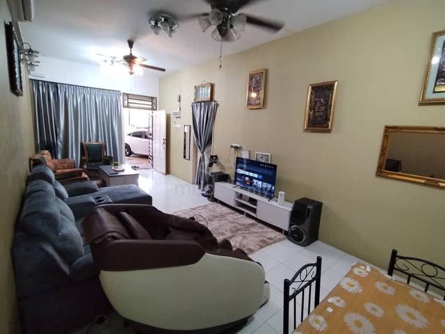ISTIMEWA ADA EXTRA TANAH PALING BESAR - TAMAN PUTRI KULAI - nego 3